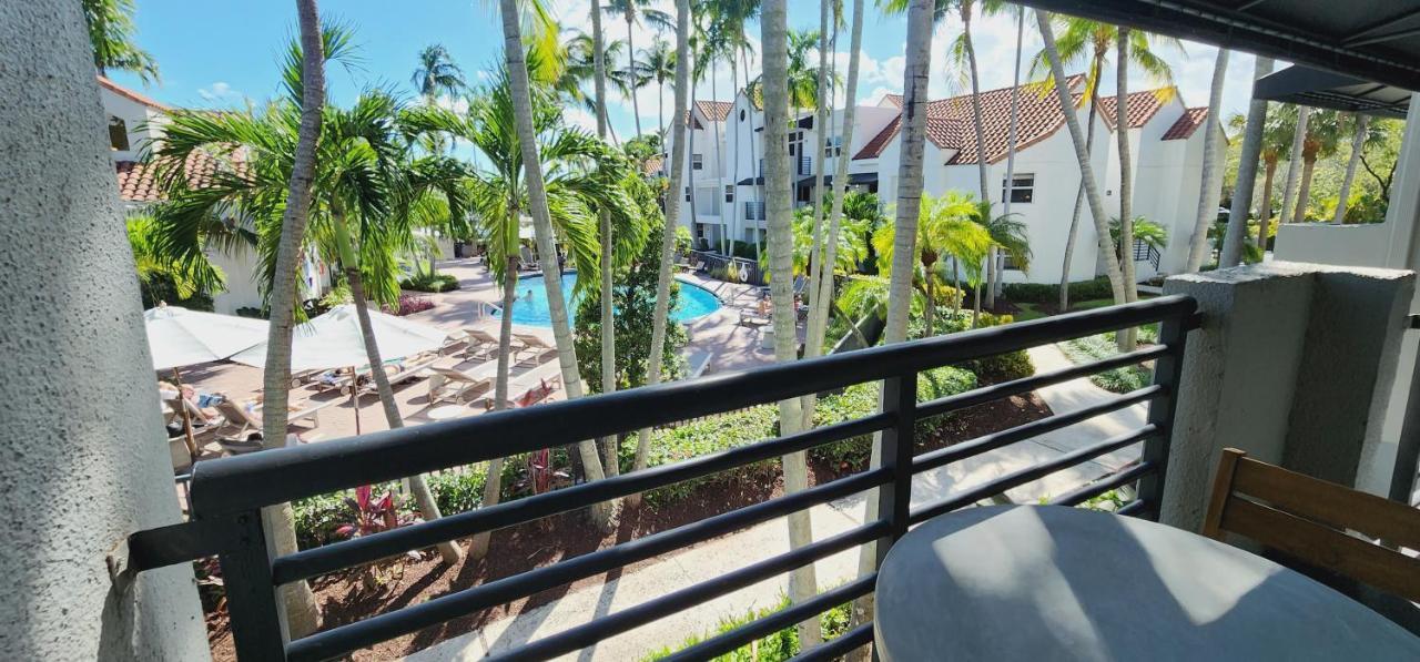 Dharma Home Suites Dania Beach At Sheridan Ocean Club Exterior photo