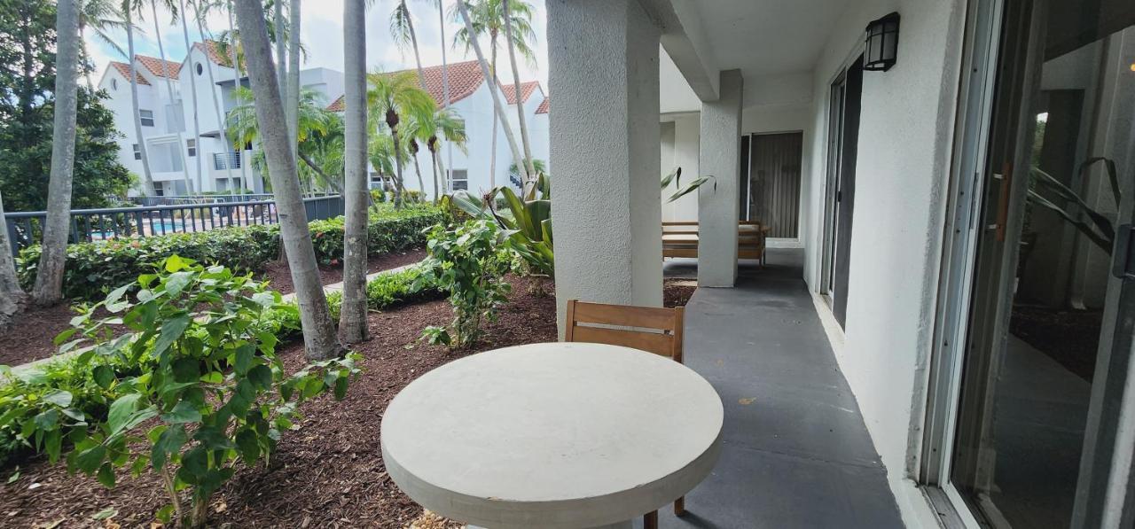 Dharma Home Suites Dania Beach At Sheridan Ocean Club Exterior photo